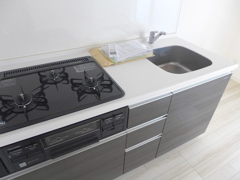 キッチン　★《見学予約受け付け中》設備充実のハイグレード賃貸マンション