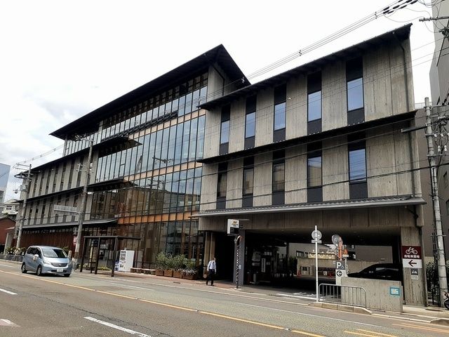 役所　上京区役所（役所）まで1900m
