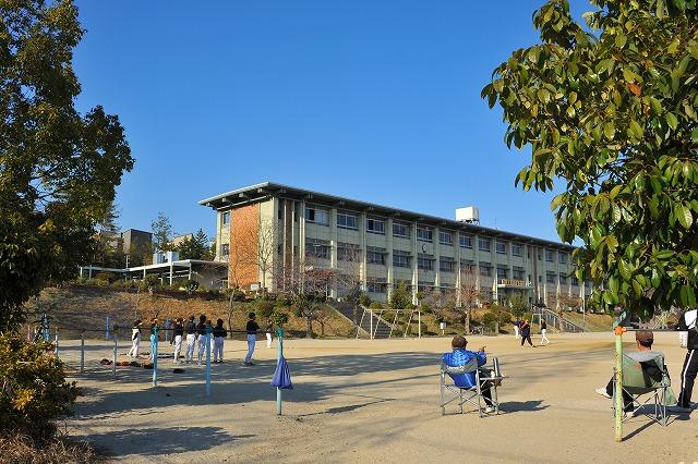 小学校　奈良市立平城西小学校（小学校）まで573m