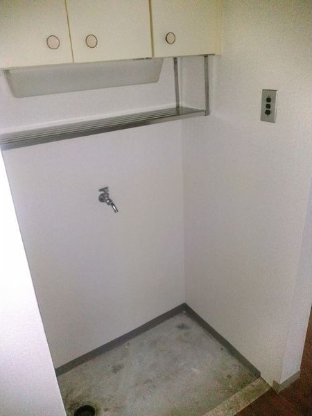 その他設備　洗濯機置き場