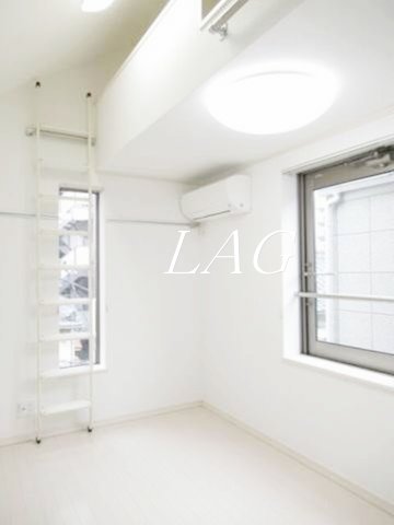 居室・リビング　洋室のお部屋です。