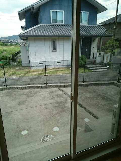 バルコニー　テラス