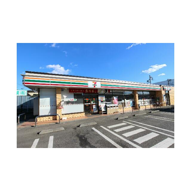 コンビニ　セブンイレブン厚木金田店（コンビニ）まで653m
