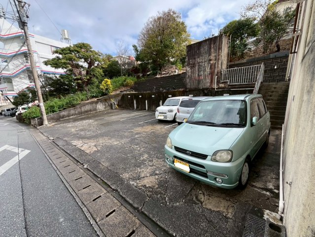 駐車場　コーポ嘉数★那覇市上間エリア