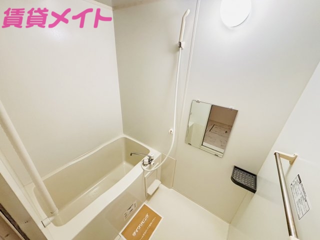 バス・シャワールーム　同物件別室画像
