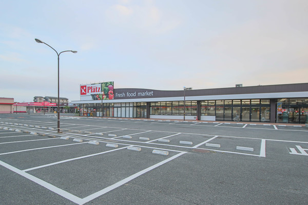 スーパー　リョービプラッツ雄町店（スーパー）まで374m