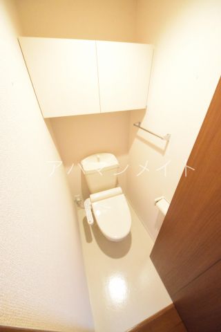 トイレ　清潔感のあるトイレです