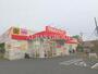 ドラックストア　ツルハドラッグ足立西新井店（ドラッグストア）まで373m