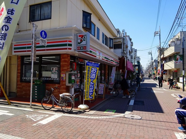 コンビニ　セブンイレブン大田区大森町店（コンビニ）まで145m
