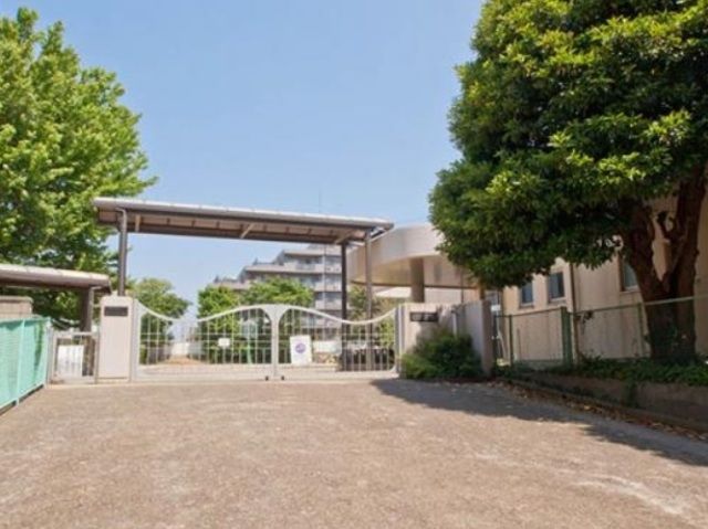 小学校　千葉市立弁天小学校（小学校）まで607m