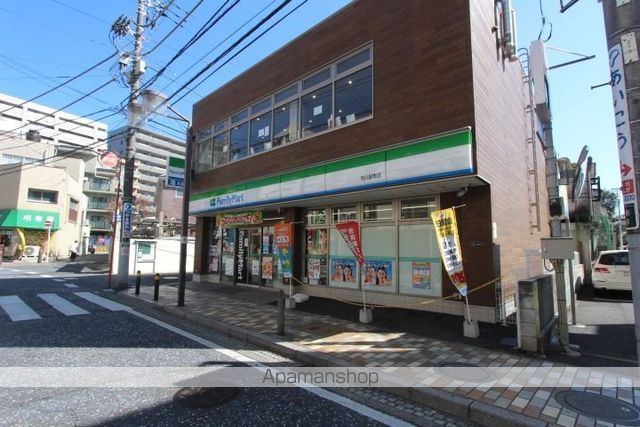 コンビニ　ファミリーマート市川駅東店（コンビニ）まで719m