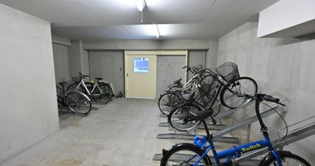 駐車場　駐輪場