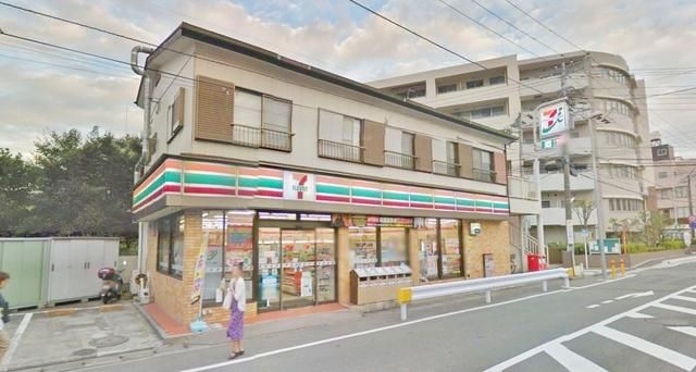 コンビニ　セブンイレブン鎌倉小袋谷店（コンビニ）まで505m