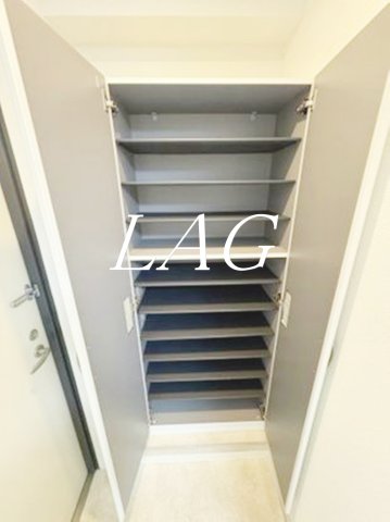 玄関　玄関です。
