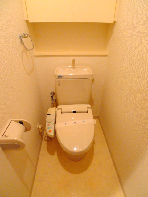 地下鉄鶴舞線 鶴舞駅 徒歩3分 10階建 築20年のトイレ写真