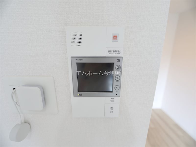 セキュリティ　TVモニター付インターホン完備