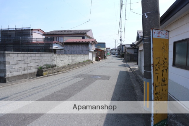その他　前面道路（その他）まで5m