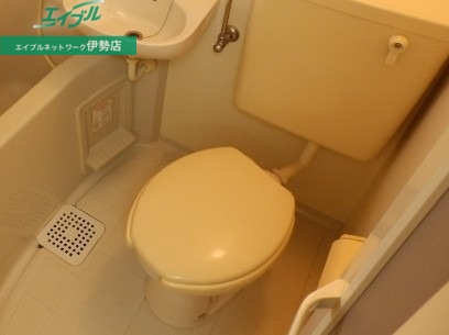 トイレ　同型参考写真