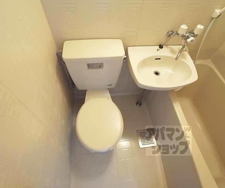 サーライシカワのトイレ写真