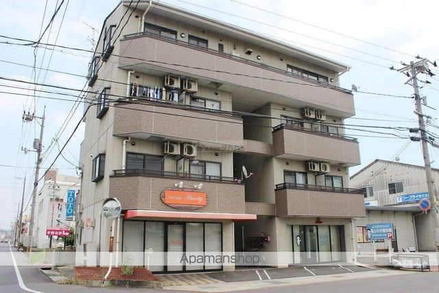 居倉マンションの外観写真