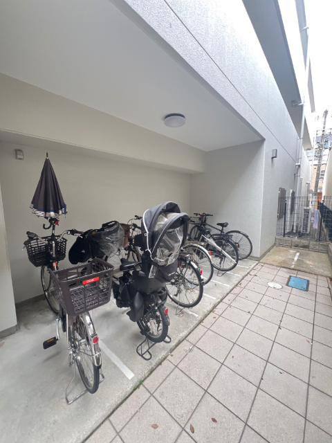 With Youの外観写真