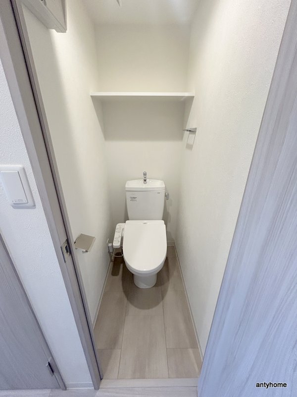 プレサンスOSAKA姫里ヴィオンのトイレ写真
