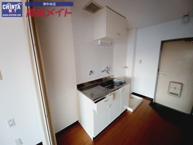 リバーサイド東古河のキッチン写真