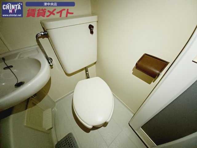 リバーサイド東古河のトイレ写真