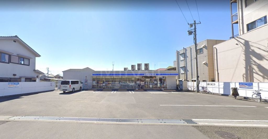 コンビニ　ローソン藤沢鵠沼神明四丁目店（コンビニ）まで50m
