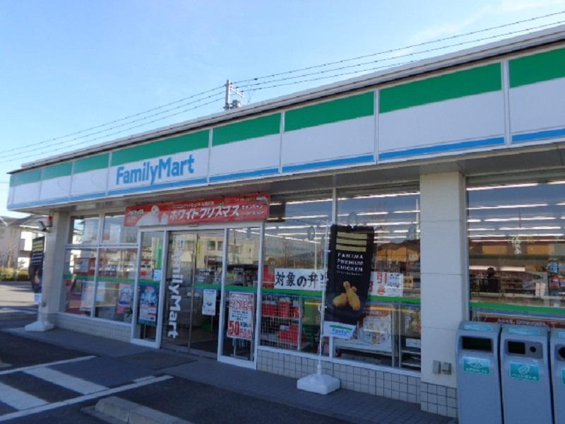 コンビニ　ファミリーマート つくば葛城店（コンビニ）まで228m