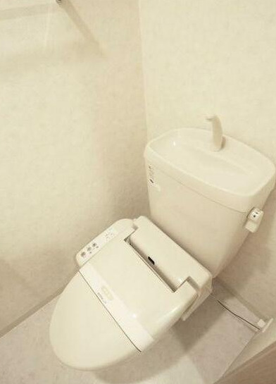 トイレ　別号室参考写真
