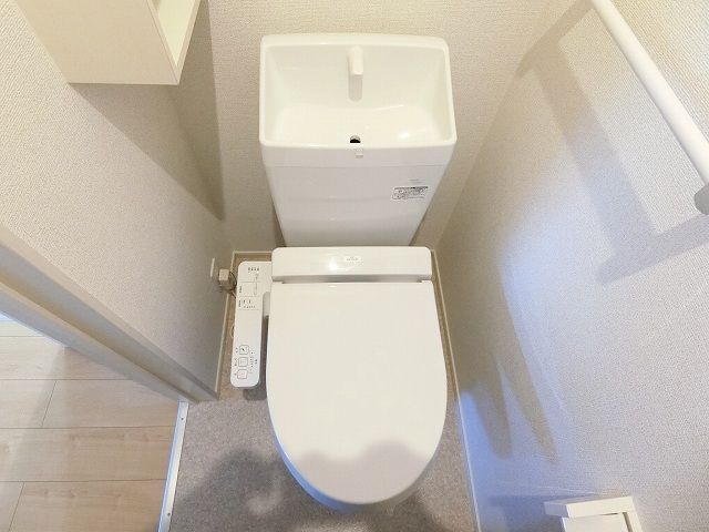 ファミーユさかほぎのトイレ写真