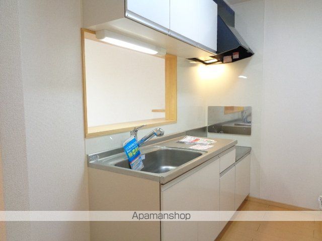 ＪＲ東海道本線 木曽川駅 徒歩54分 2階建 築18年のキッチン写真