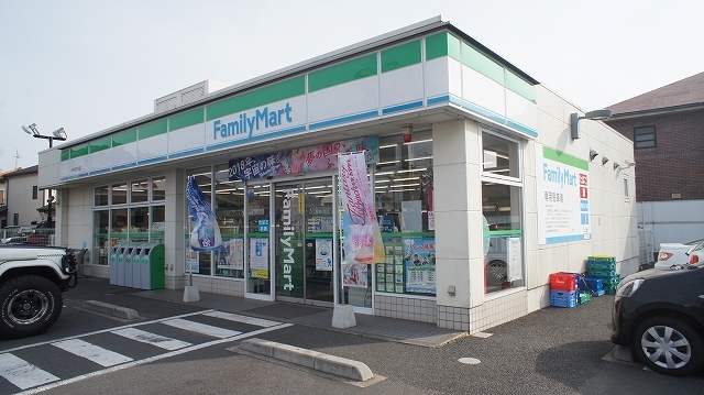 コンビニ　ファミリーマート市原旭五所店（コンビニ）まで200m