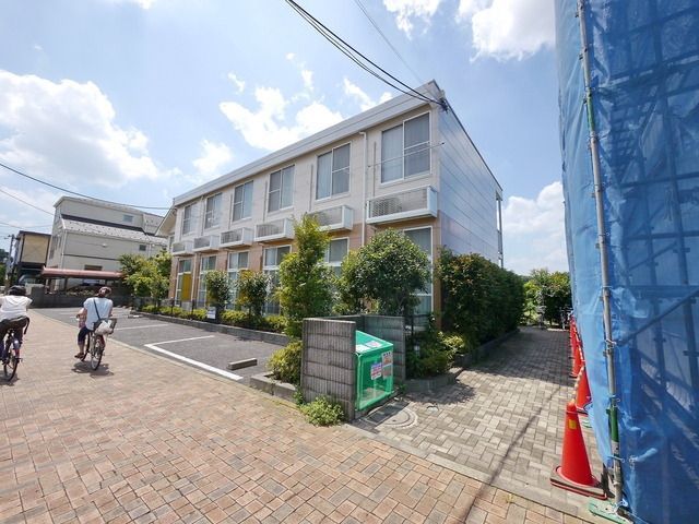 レオパレスヴィーブルIIの外観写真