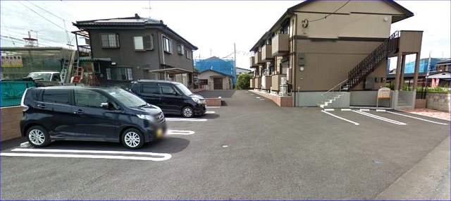 駐車場　敷地内駐車スペース