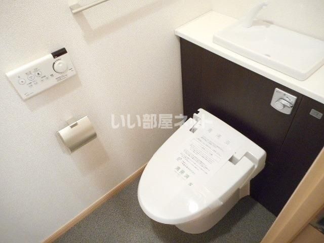 ベルソレイユのトイレ写真