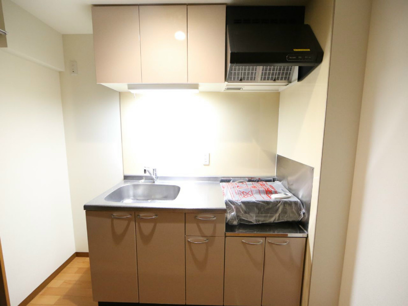 キッチン　キッチン（ガス2口コンロ設置可）家具家電ご用意できます