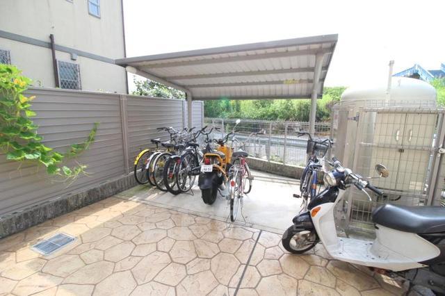 阪急神戸線 園田駅 徒歩20分 3階建 築14年の外観写真