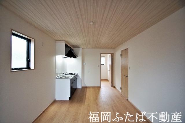 エルモス野芥の居間写真