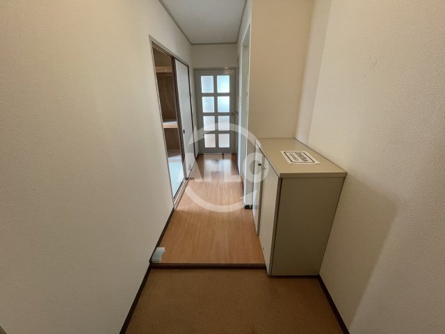 玄関　リアライズ中之島　玄関