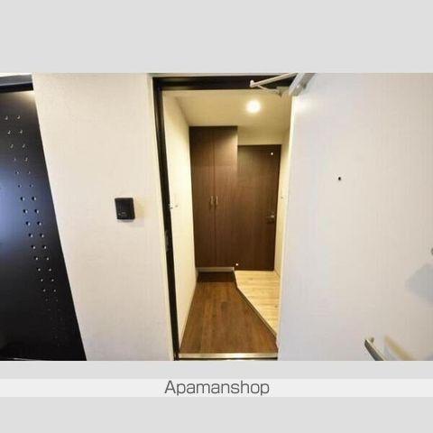 地下鉄東豊線 美園駅 徒歩4分 4階建 築10年の玄関写真