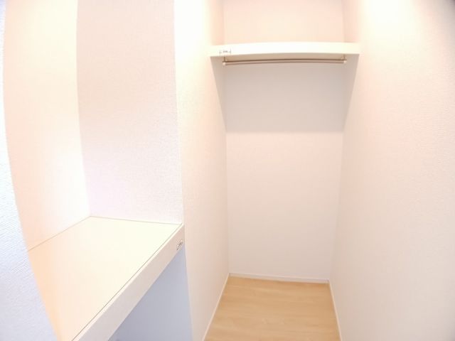 メゾン秋子沢の内装写真