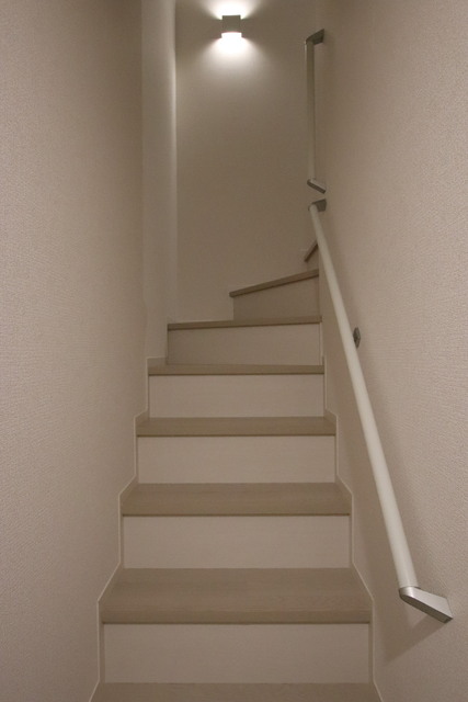 玄関　室内に階段があります。