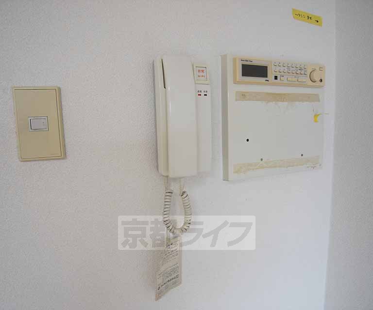 その他設備　インターホンです。