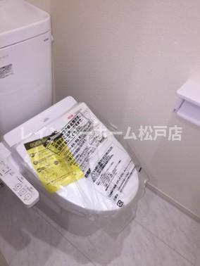 トイレ　落ち着いたトイレです