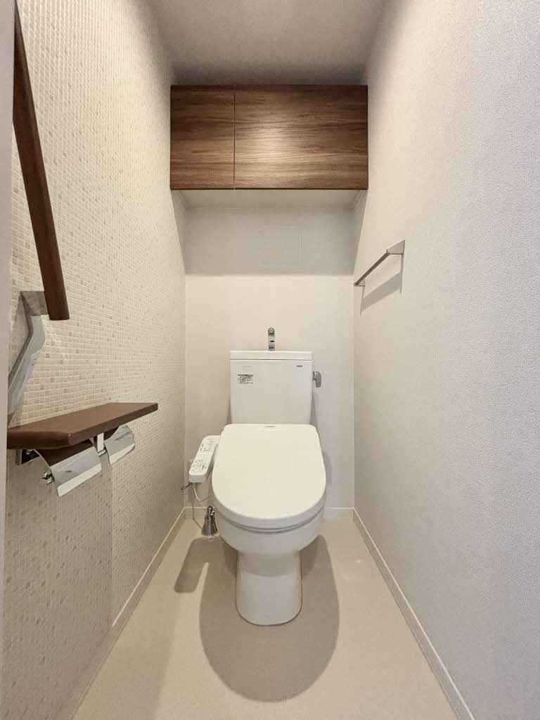 カンヴァスのトイレ写真