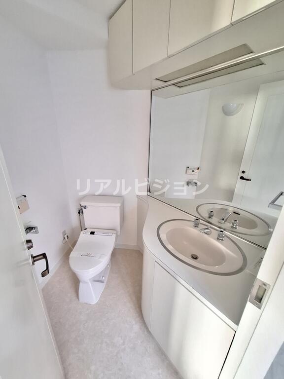 オーキッド元麻布のトイレ写真