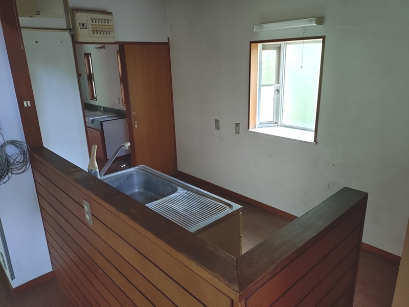 成塚町戸建のキッチン写真