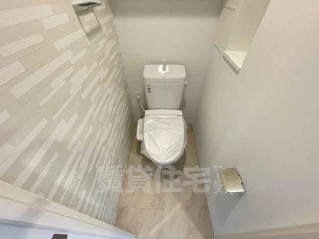 コンフォリア・リヴ南森町Qのトイレ写真